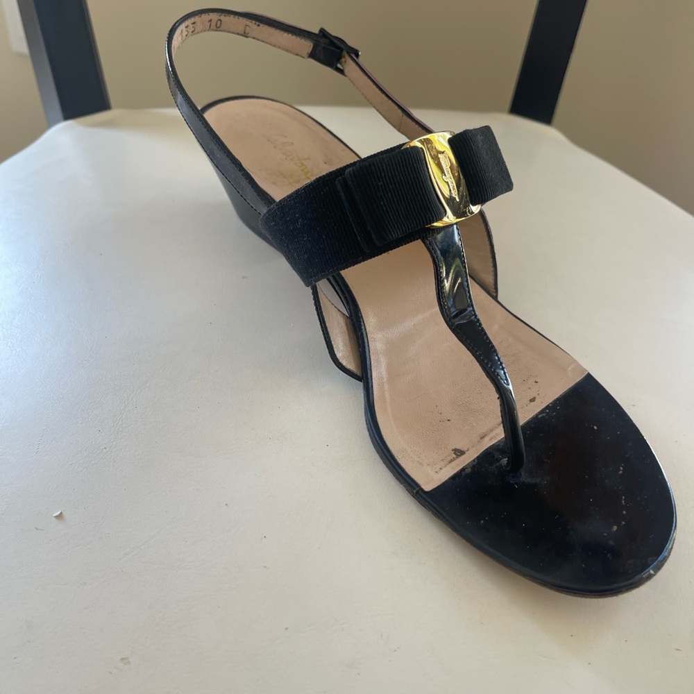 VINTAGE Salvatore Ferragamo Black Sandals - Picture 8 of 15